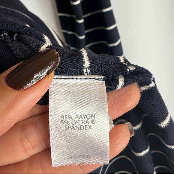 J.Jill Wearever Collection Strechy Rayon Elbow Sleeve Tunic Top Button Detail S - Picture 9 of 14